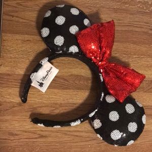 Disney-world Minnie Mouse ears!